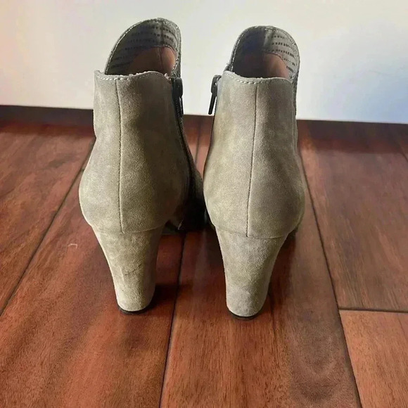 Nichole CeCe Women's Tan Leather 3" Block Heels 8 M Booties Zipper 7" Tall - Picture 4 of 9